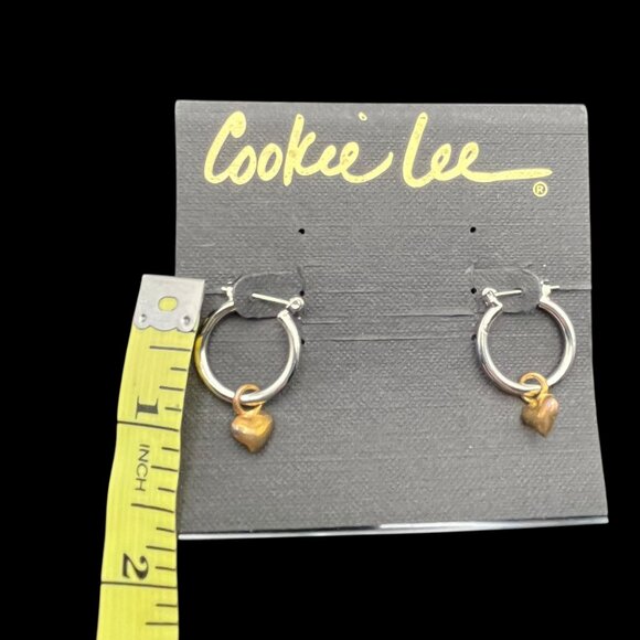 VTG Cookie Lee Earrings Silver Tone Hoop‎ with Gold Tone Heart Charm Hinged NEW - Picture 4 of 6